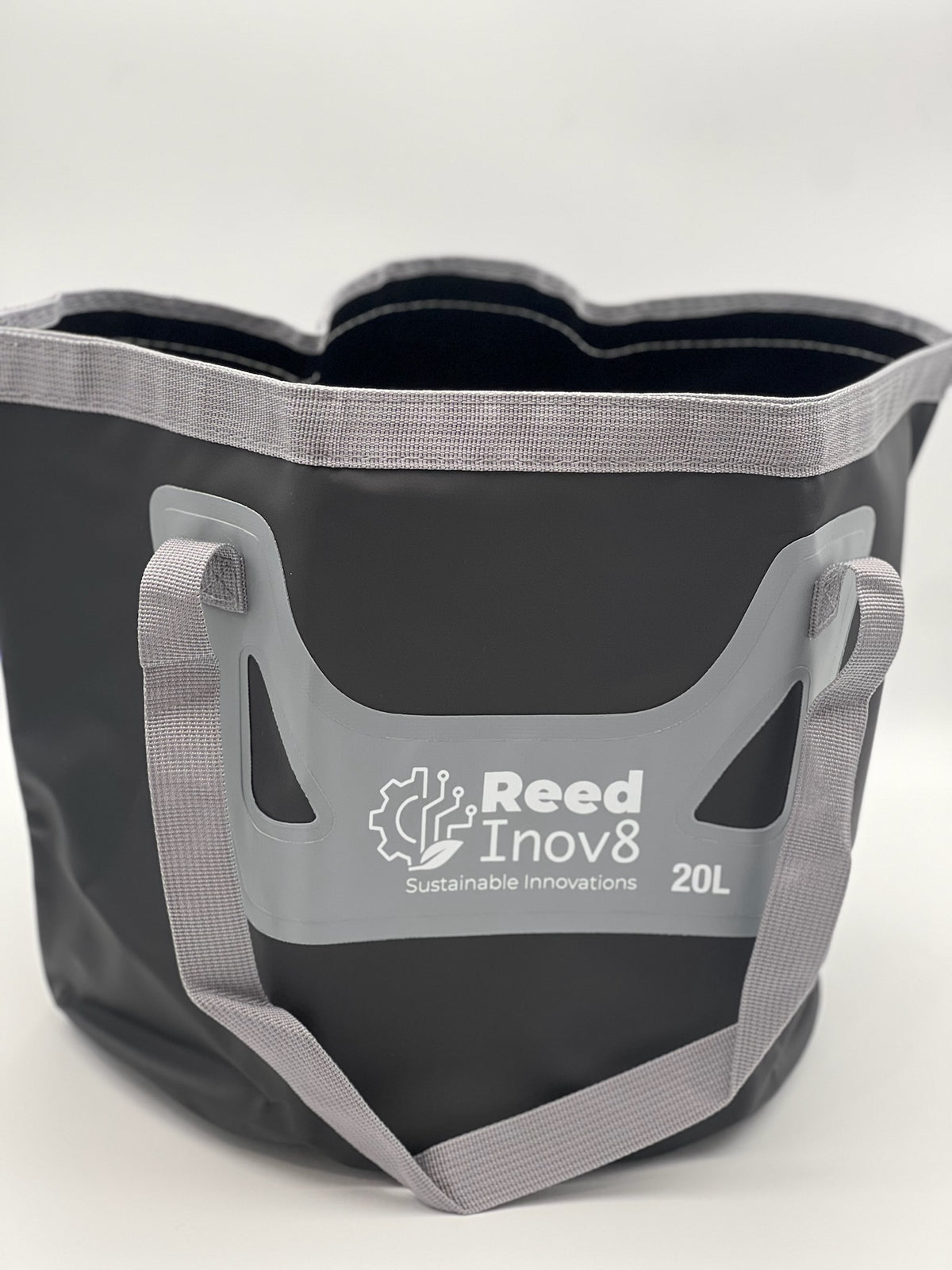 Black Reed Inov8 folding water bucket, 20L